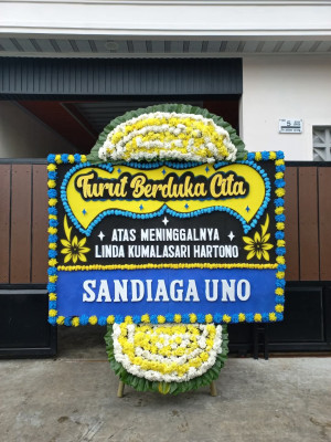 Papan Bunga Duka di Tomarundung